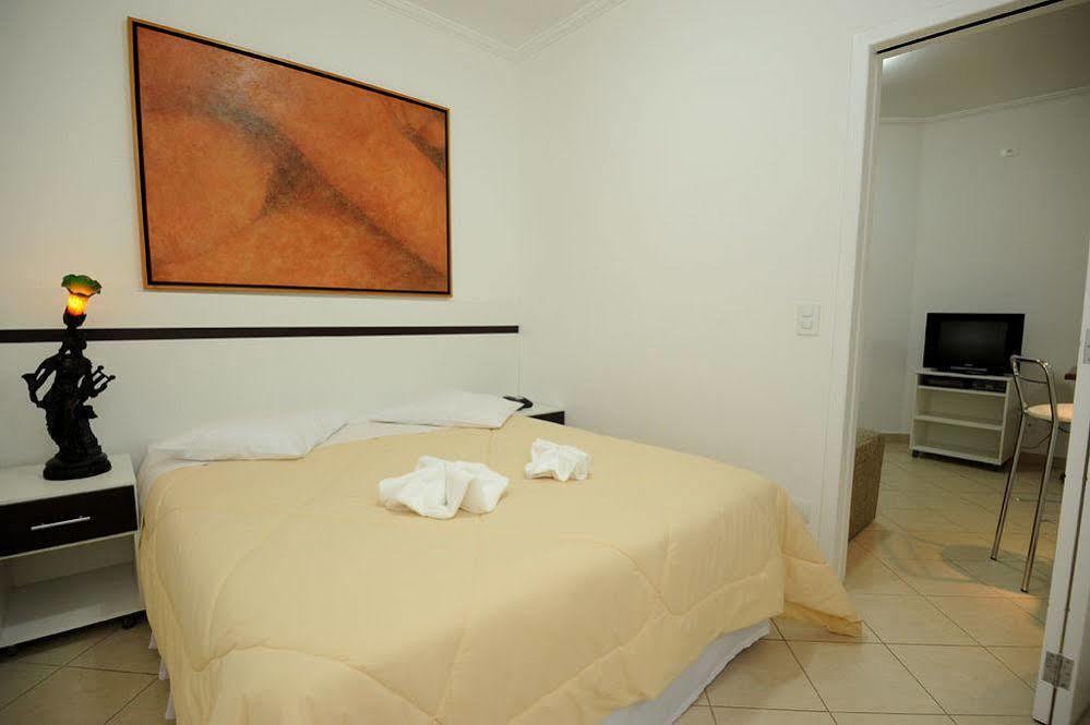 Hotel Poeta Flat Itajubá エクステリア 写真